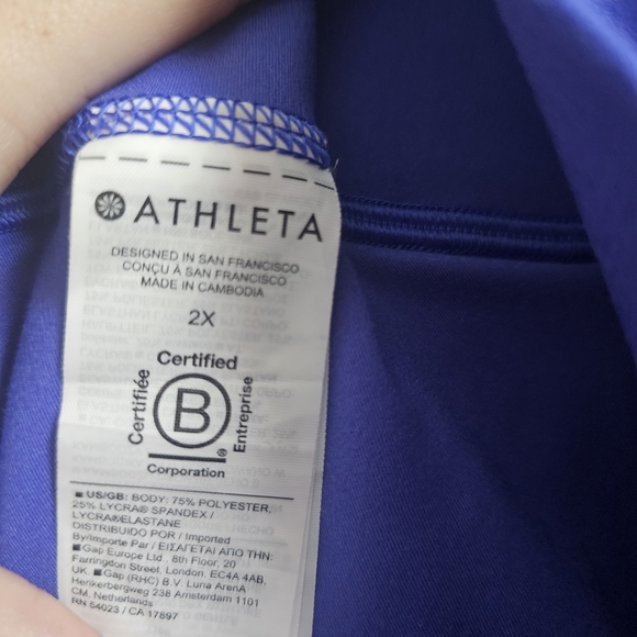 Athleta Vibrant Purple Skort - Picture 7 of 7